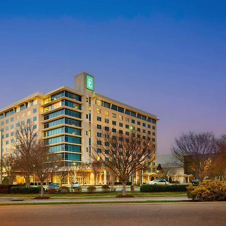 Embassy Suites By Hilton Hampton Convention Center Екстериор снимка